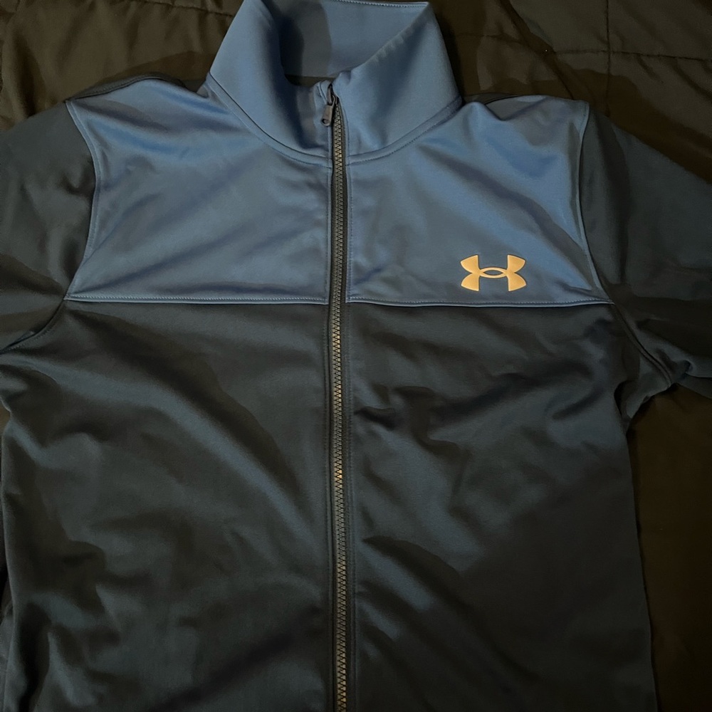 Full zip